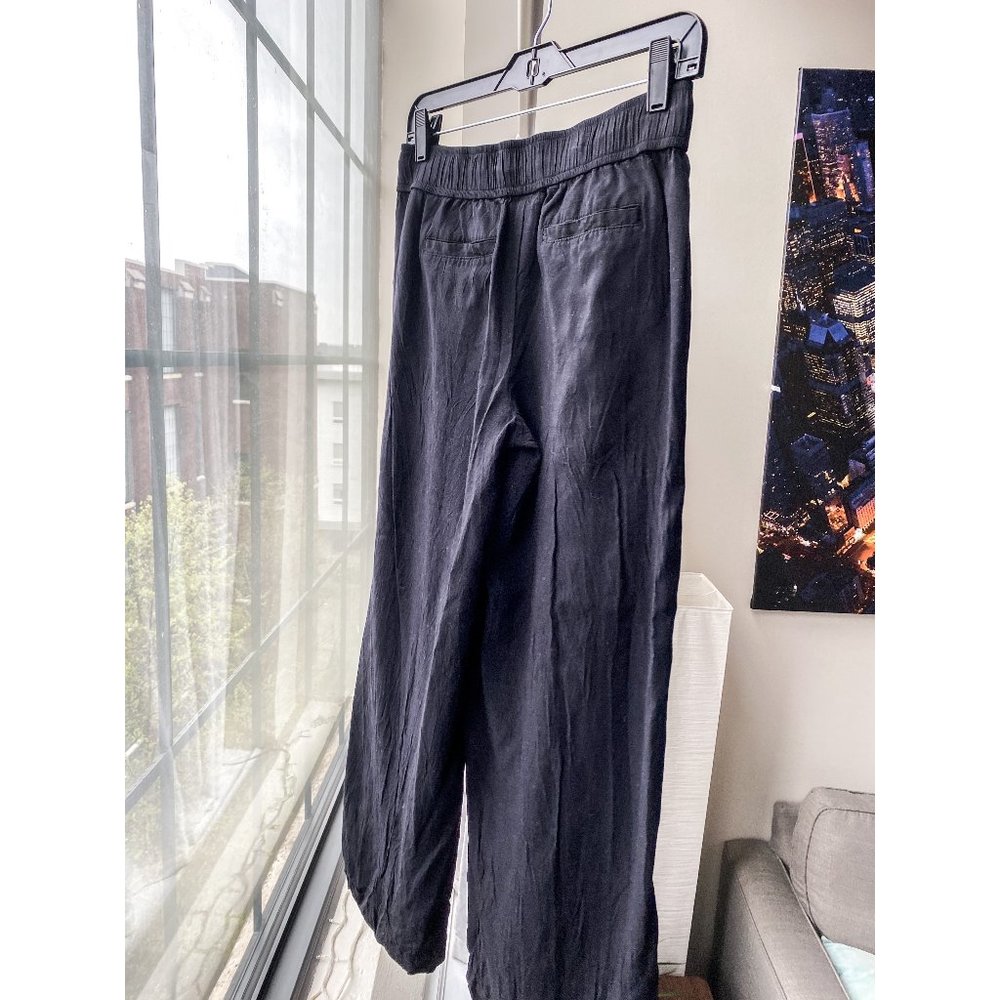 Wide bottom dress pants